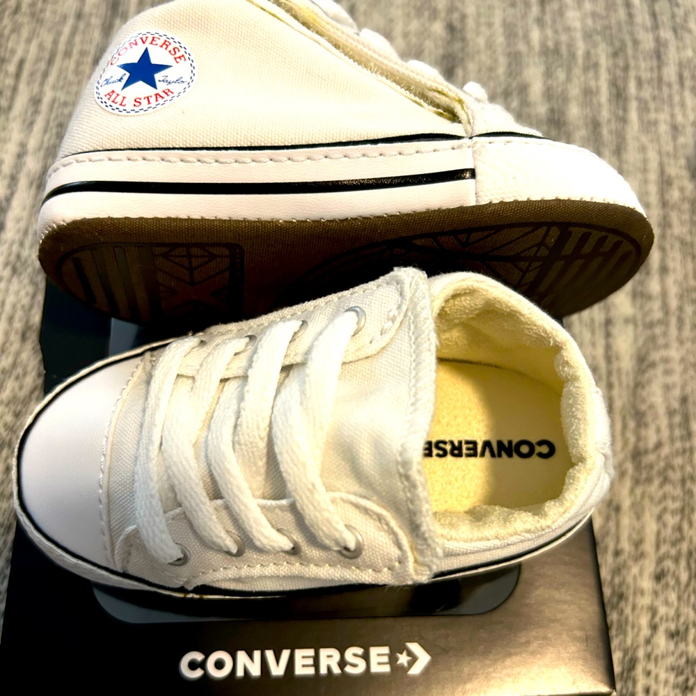 Converse booties size 4